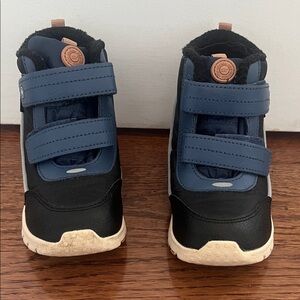 Stride Ride toddler boots size 9 used